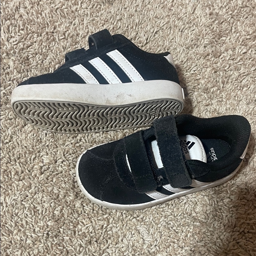 Adidas Kids Black and White Velcro Sneakers - Picture 2 of 6